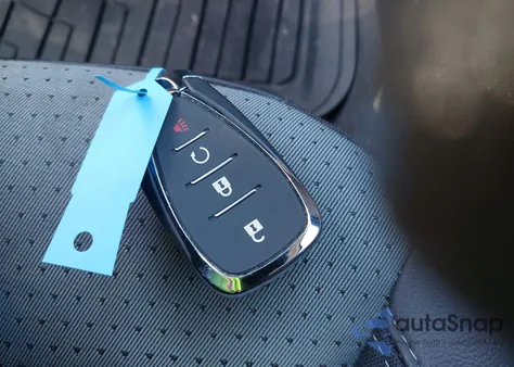 2024 Chevrolet Trax Fwd Lt z USA, uszkodzony, nr VIN KL77LHE28RC025316